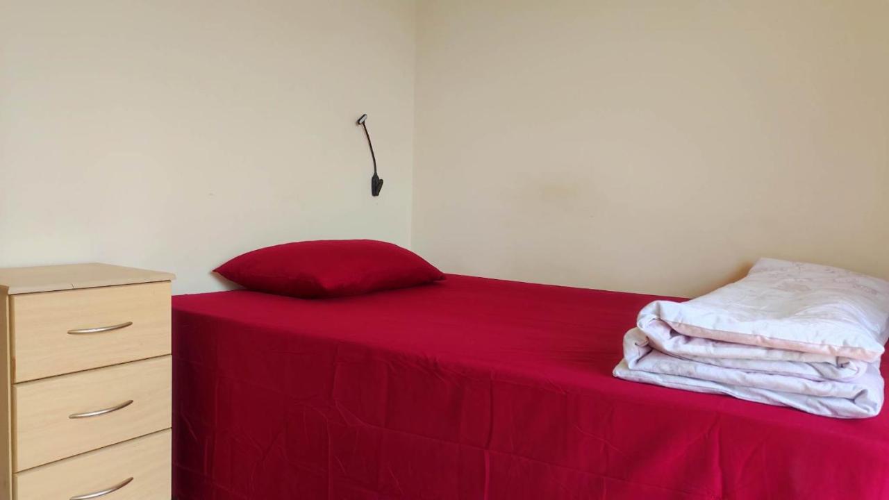 Budget-Friendly Self-Serve Lodging Galway Exterior foto