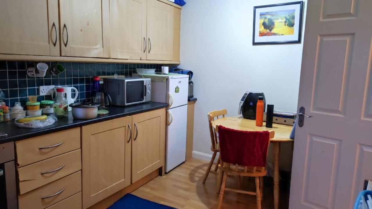 Budget-Friendly Self-Serve Lodging Galway Exterior foto